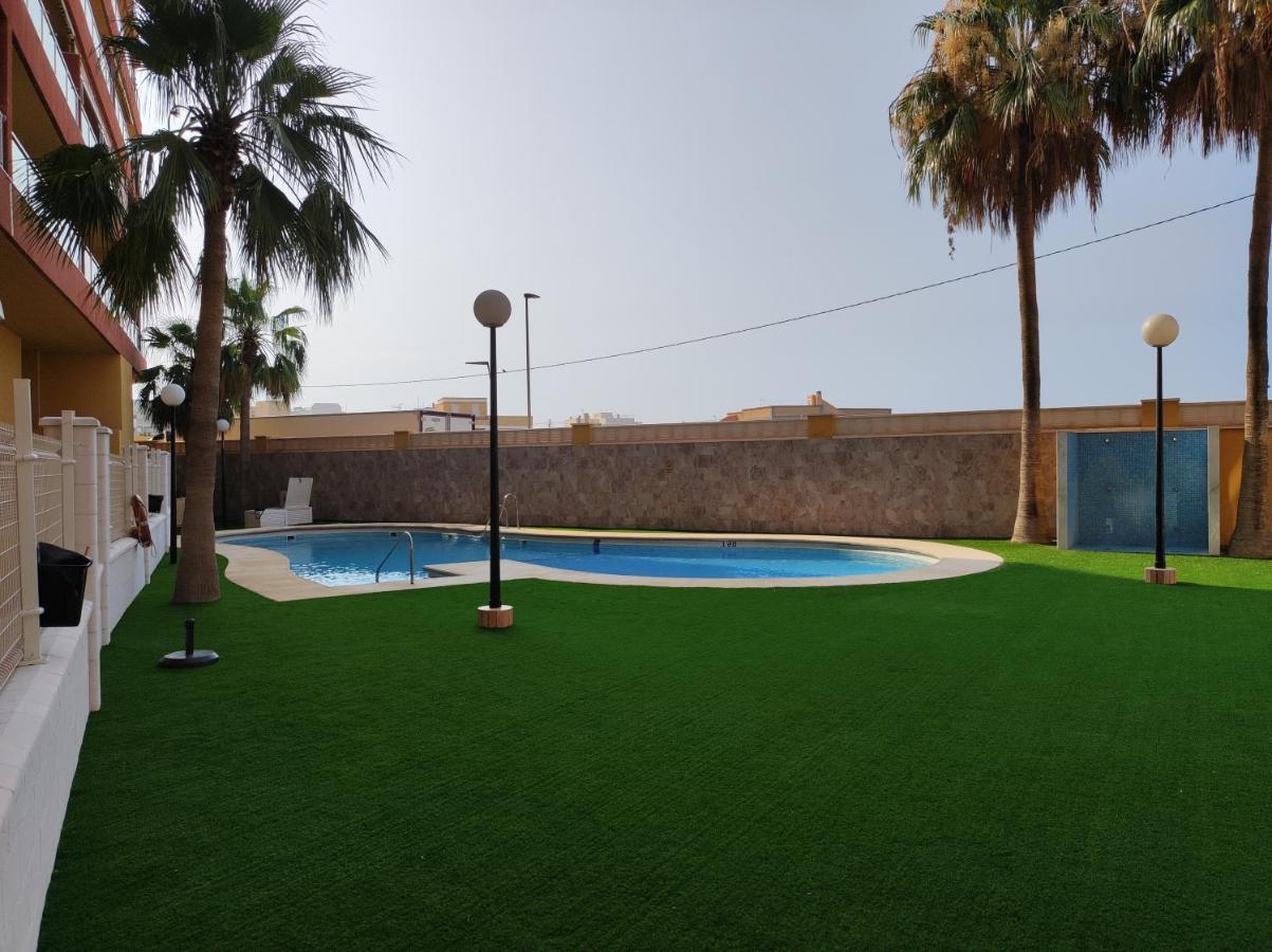 Santa Ana Roquetas de Mar Exterior foto